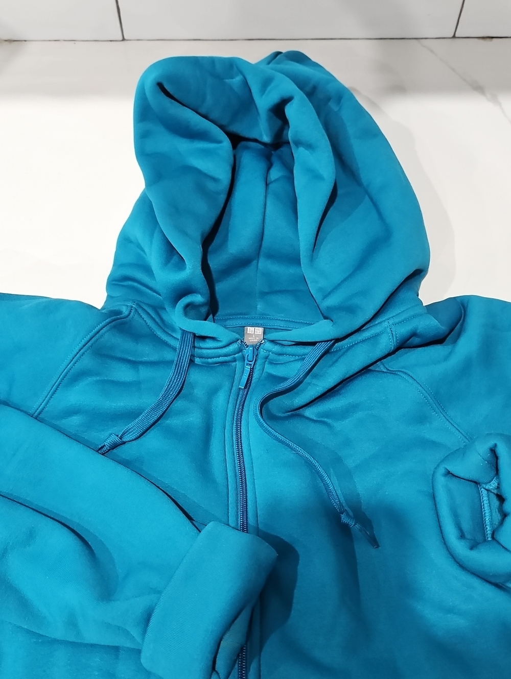 Uniqlo Teal Zip-Up Hoodie Jacket